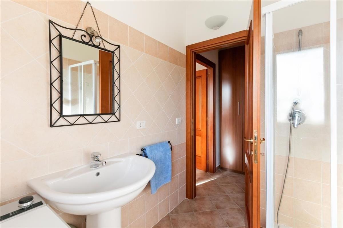 La Finestra Sul Castello Appartement Bosa Buitenkant foto